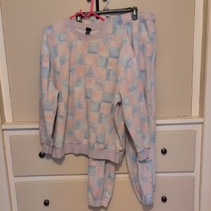 Wild Fable Lavender Sweatshirt and Pants Set